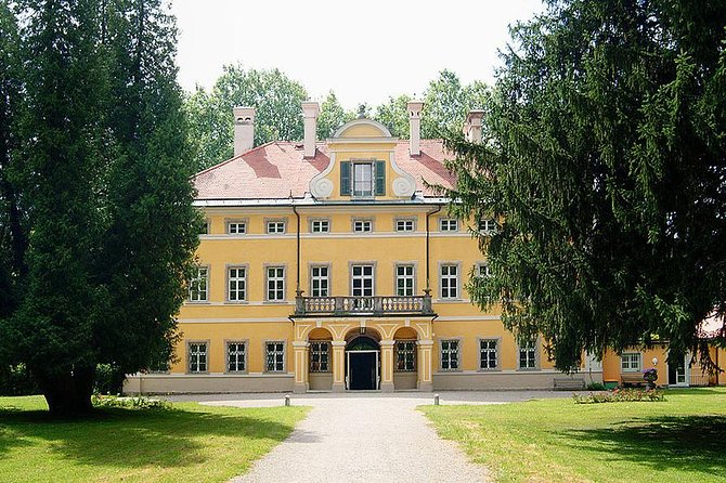 Sound of Movies: Musical Tour to Salzburg from Vienna - A film tour that begins with a long Austrian road trip