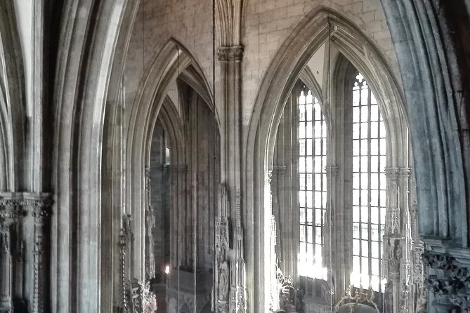 St. Stephen's cathedral - old symbol newly discovered - Reading the Habsburg roof