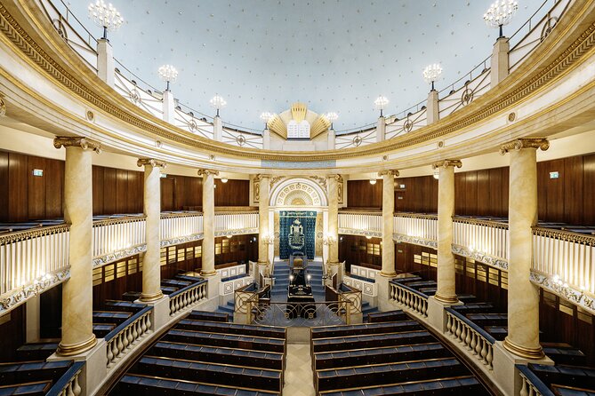 Stadttempel Admission Ticket with a guided tour - Is one hour enough?