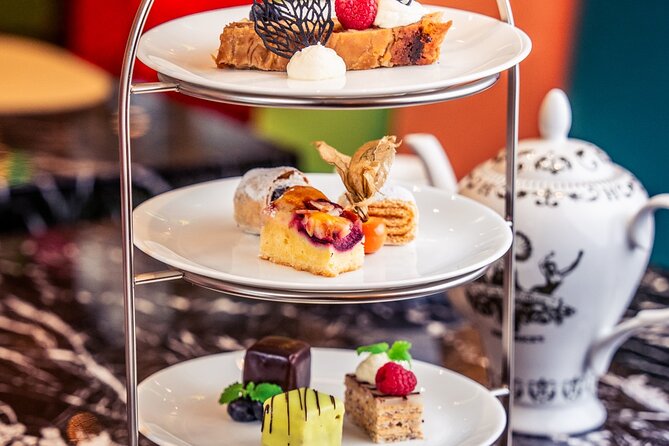 Strauss Exhibition incl. LED Concert Show / Coffee + Strauss Cake - Following the family story across 2,000 square meters