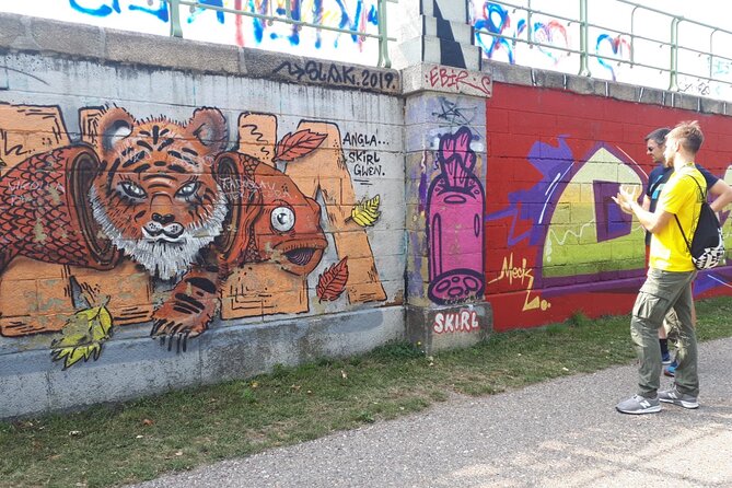 Street Art Tour in Vienna - Food, drinks, and what you actually pay