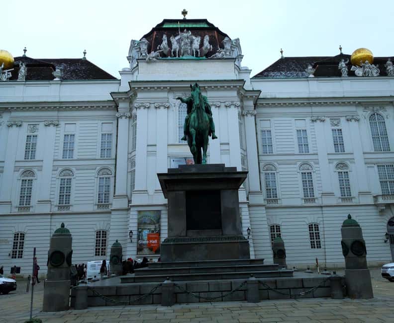 The unknown Vienna City- a guided walking tour in 3 hours - Starting at Stubentor, where Vienna’s old layers begin