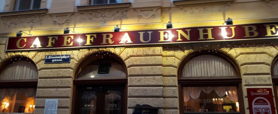 The unknown Vienna City- a guided walking tour in 3 hours - Why the side streets matter
