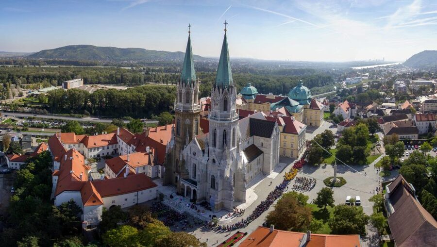 Ticket to Klosterneuburg Abbey - The Grand Abbey Tour covers the essential rooms