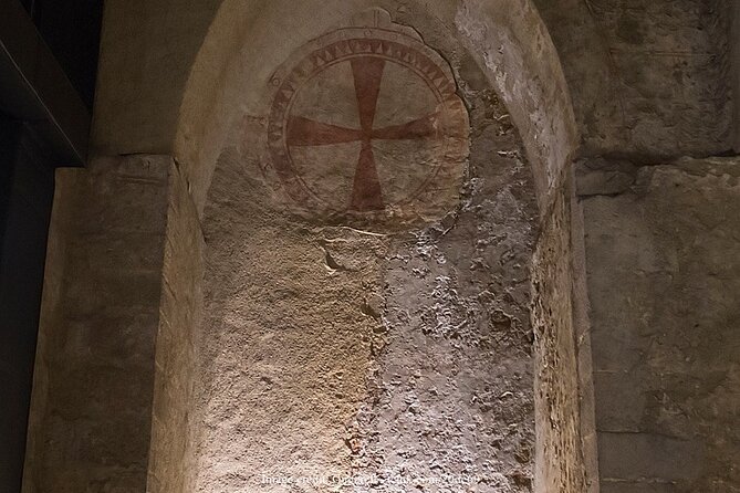 Underground 2.5h Tour with St. Stephen’s Cathedral Catacombs - What the private format is worth at $265