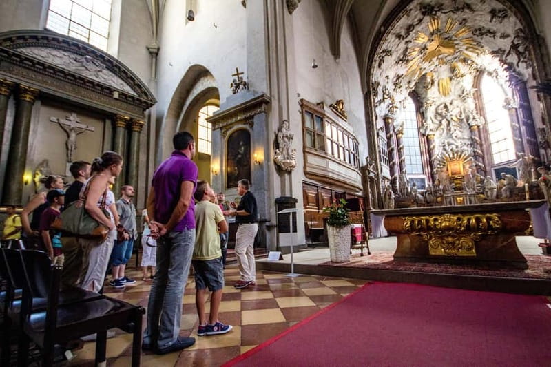 Vienna: 2 Hours Sightseeing Walking Tour - The Vienna State Opera and the city’s grand boulevard