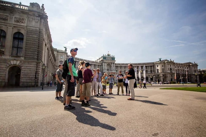 Vienna: 2 Hours Sightseeing Walking Tour - Starting at Michaelerplatz and the Loos Haus