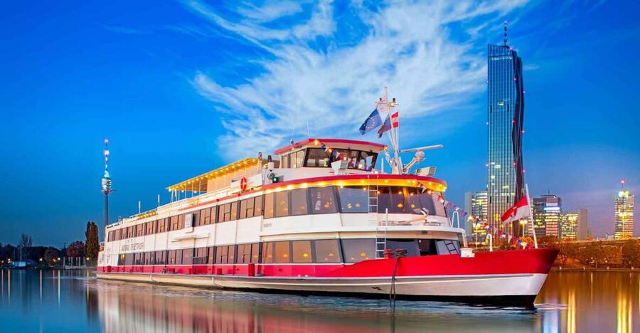 Vienna: 3.5-Hour Danube 70s, 80s, 90s Party Cruise w/ Dinner - What kind of Vienna night is this?