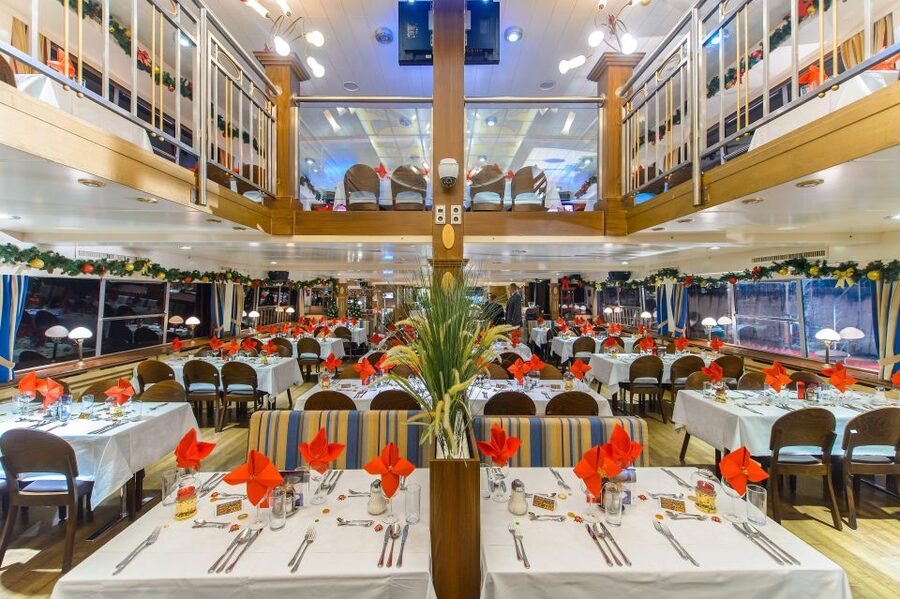 Vienna: 3,5-Hour Danube Cruise "Abba Night" - Who will enjoy this cruise most?
