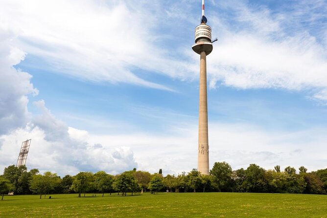 Vienna 40 Minutes Helicopter Tour for 2 - Starting at Stockerau in Lower Austria