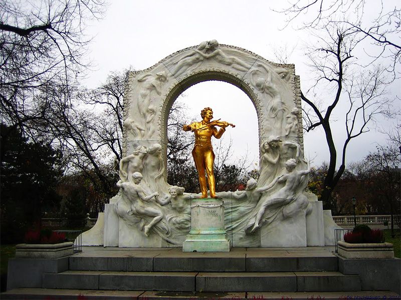 Vienna Art Nouveau Walking Tour - Stadtpark station and the redirected Vienna River