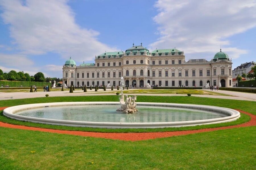 Vienna: Belvedere Palace Skip-the-Line Tour - Why The Kiss is only the beginning