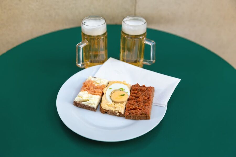 Vienna: Best of Vienna Food Tour - Key details at a glance