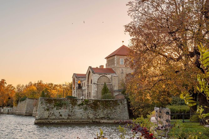 Vienna-Budapest One-Way Sightseeing Transfer - Szentendre, where the route gets more relaxed