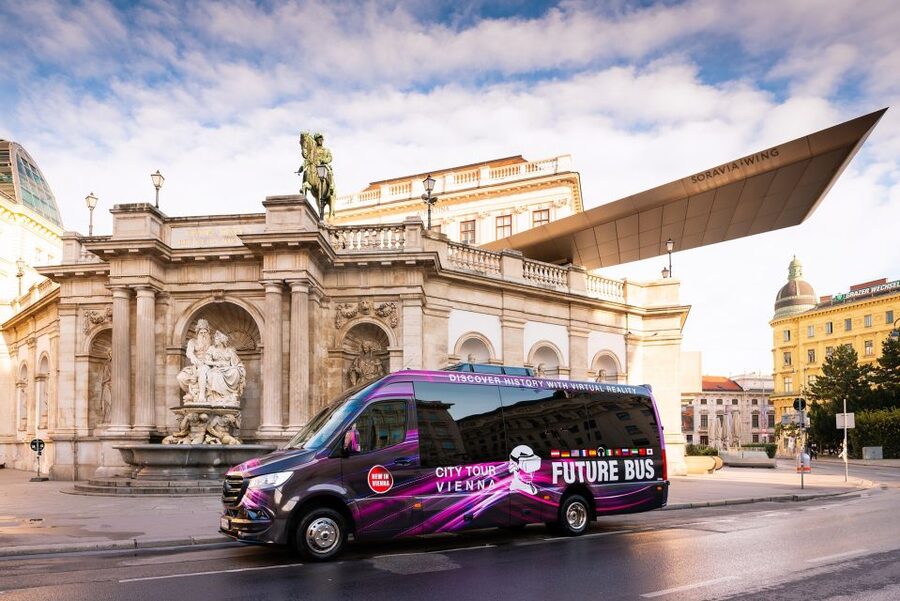 Vienna: Bus Tour with Virtual Reality Experience - What the VR glasses add