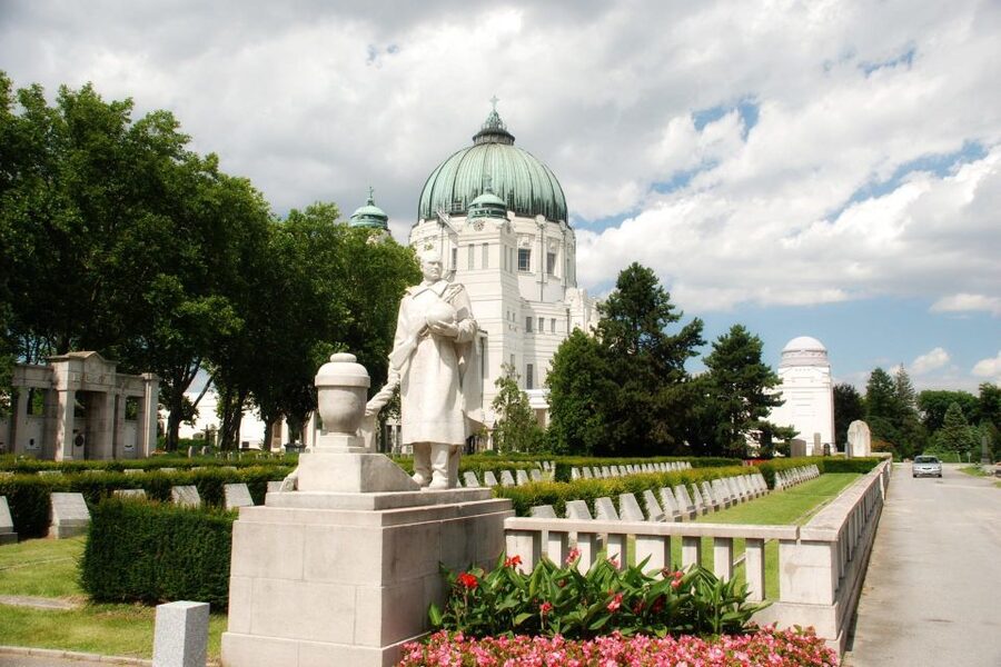Vienna Central Cemetery Walking Tour with Transfers - Is $201 per person good value?