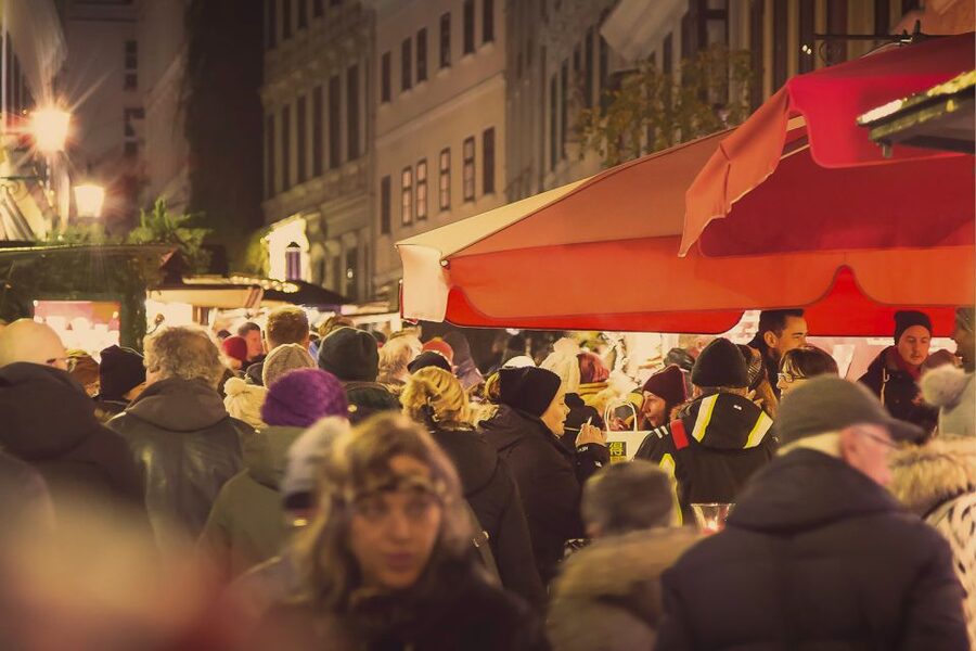 Vienna: Christmas Markets Tour - Four Christmas markets beyond the usual postcard route