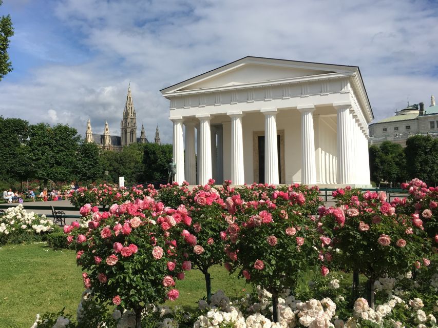Vienna: City Center Guided Walking Tour - What the $74 price means