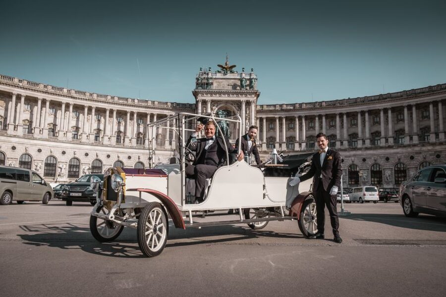 Vienna: City Sightseeing Tour in an Electro Vintage Car - From Am Hof to the Hofburg