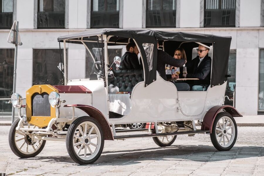 Vienna: City Sightseeing Tour in an Electro Vintage Car - Choosing 40, 60, or 90 minutes