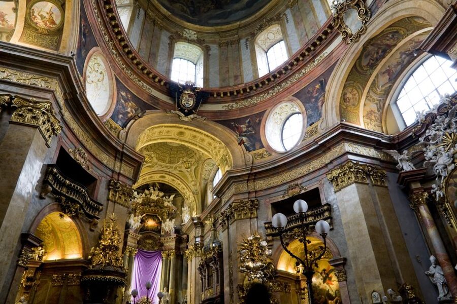 Vienna: Classic Ensemble Vienna in St. Peter's Church Ticket - The sound: intimate, clear, and tied to the building
