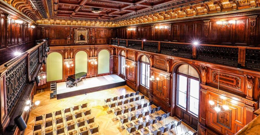 Vienna: Classical Concert at Eschenbach Palace - The Vienna Supreme Orchestra and the stage performers