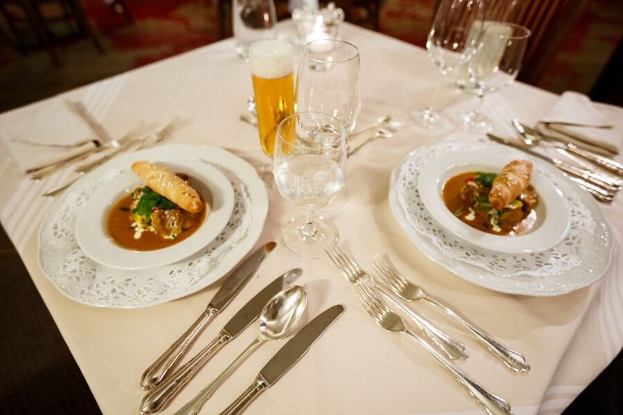 Vienna: Culinary Experience at Restaurant Stefanie - A full Austrian meal at Hotel Stefanie