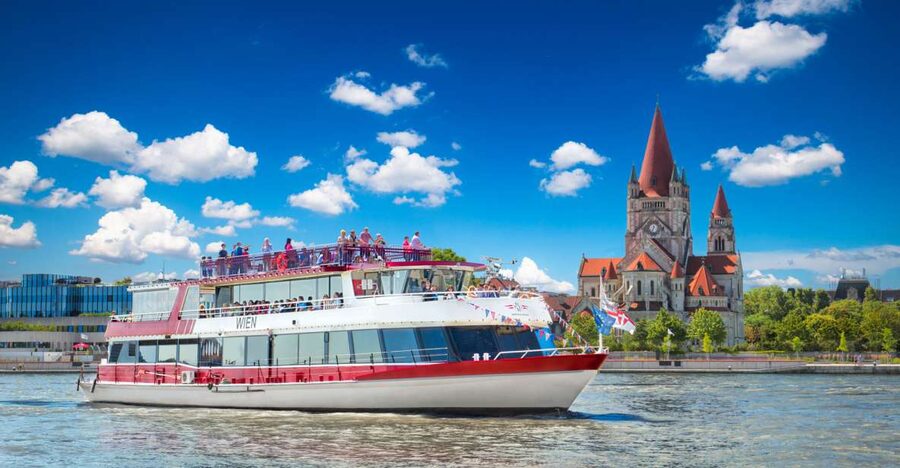 Vienna: Danube River Cruise w/ optional Viennese Specialties - Adding Viennese food on board