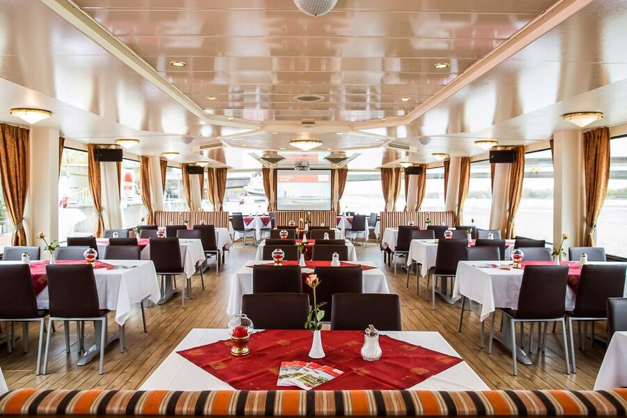 Vienna: Evening Cruise Along The Danube - Who will enjoy this cruise?
