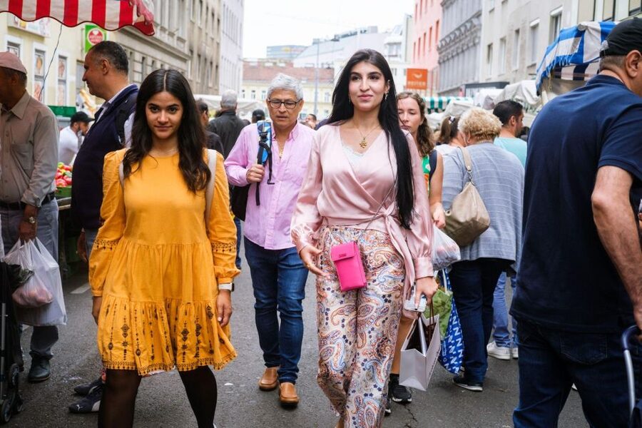 Vienna Food Tour: Hidden Gems & Authentic Flavors - How much value do you get for $161?