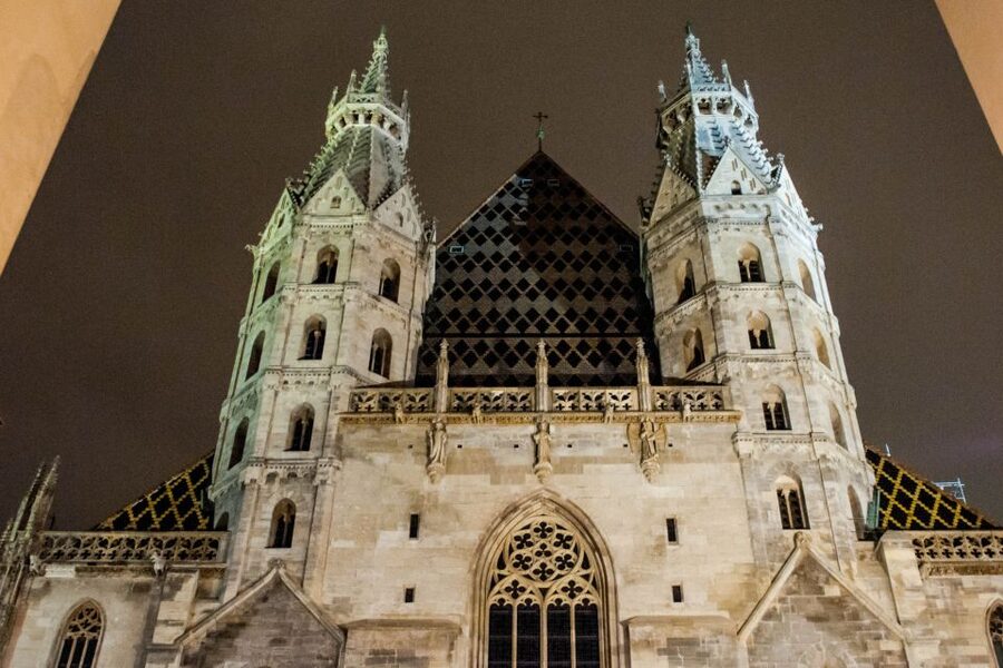Vienna: Ghosts and Legends Guided Nighttime Walking Tour - Key points to know before you book
