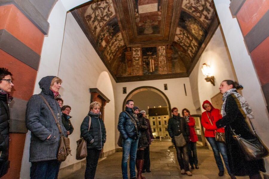 Vienna: Ghosts and Legends Guided Nighttime Walking Tour - Starting near the Hofburg and Augustinian Church