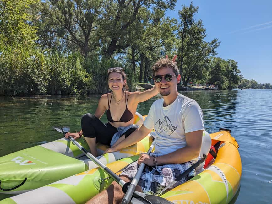 Vienna: Guided Kayaking Tour - Getting comfortable in the kayak