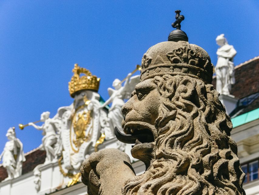 Vienna: Guided Walking Tour of City Center Highlights - The guides: humor and clear storytelling matter