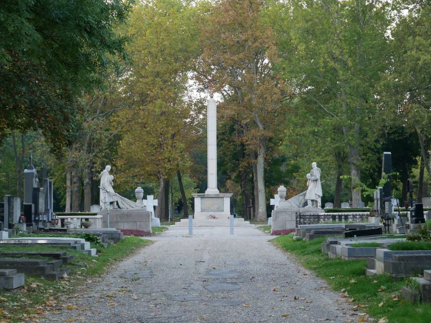 Vienna: Guided Walking Tour of the Central Cemetery - How the Two Hours Are Likely to Feel