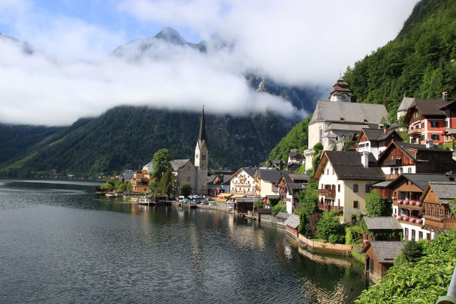 Vienna: Hallstatt & Alpine Peaks Day Trip with Admont Abbey - A 50-minute visit inside Admont Abbey