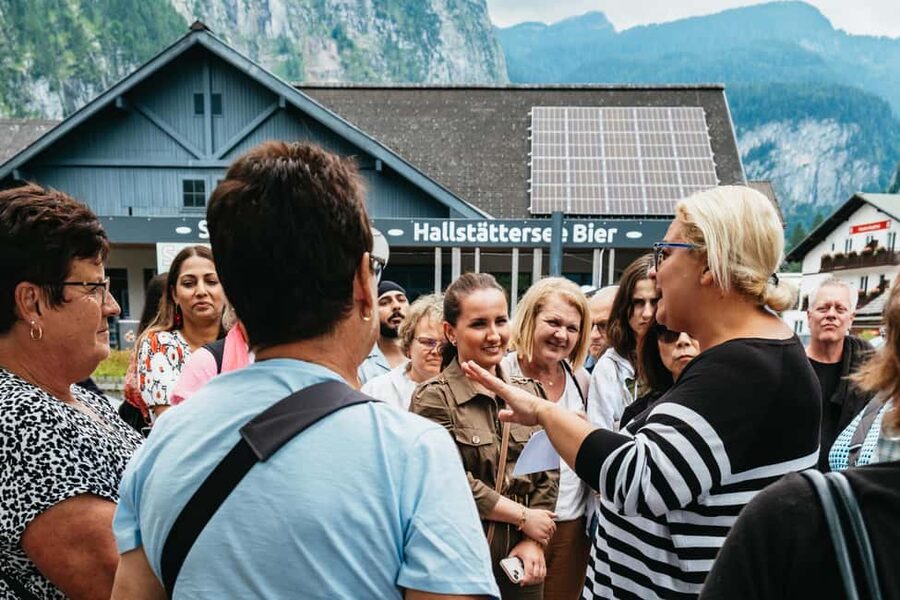 Vienna: Hallstatt & Alpine Peaks Day Trip with Skywalk Lift - What the $131 price covers