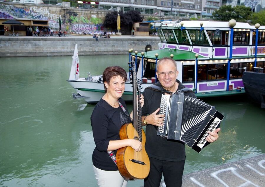 Vienna: Heurigen Cruise with Viennese Songs and Buffet - Key Points to Know Before You Book