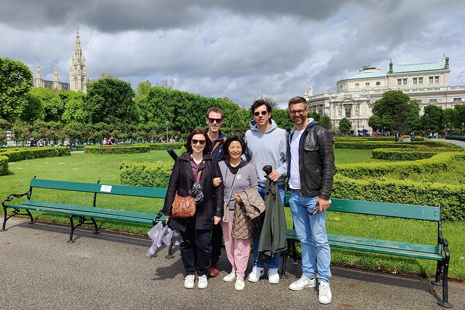 Vienna Highlight Tour - yue walk - Court music, the Treasury, and the Hofburg complex