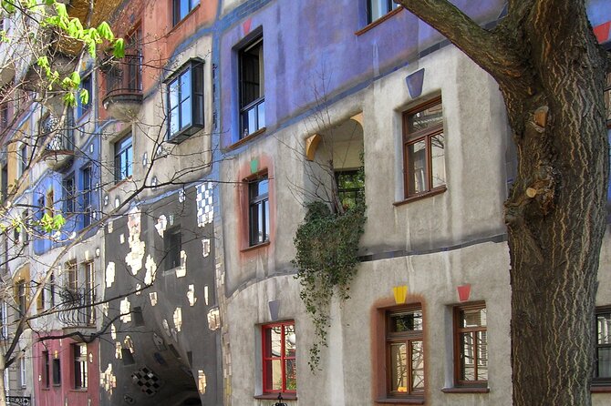 Vienna Highlights Self guided scavenger hunt and Walking Tour - Starting at the University of Vienna