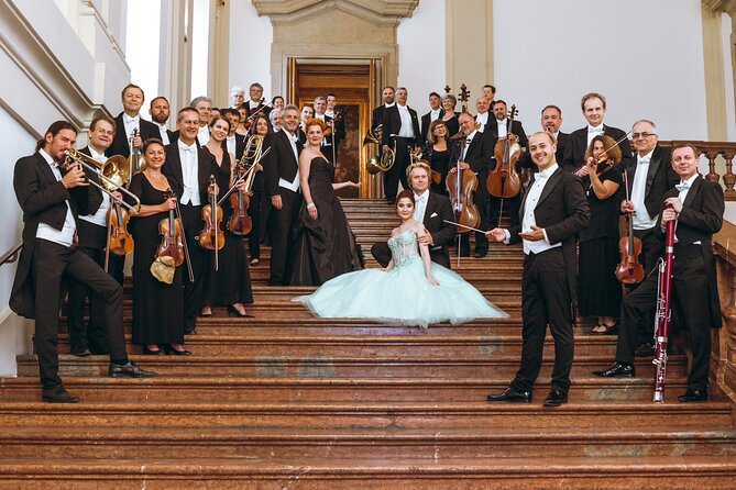 Vienna Hofburg Orchestra: Mozart Strauss Concert at Konzerthaus - What the singers and dancers add