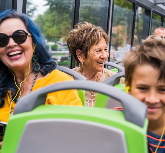 Vienna: Hop-On Hop-Off Sightseeing Bus Tour in 19 Languages - Key points to know before you board