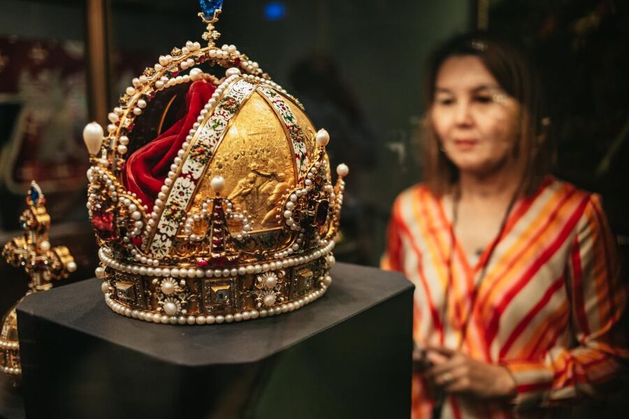 Vienna: Imperial Treasury in the Hofburg Palace - Burgundy, royal childhood, and the family story
