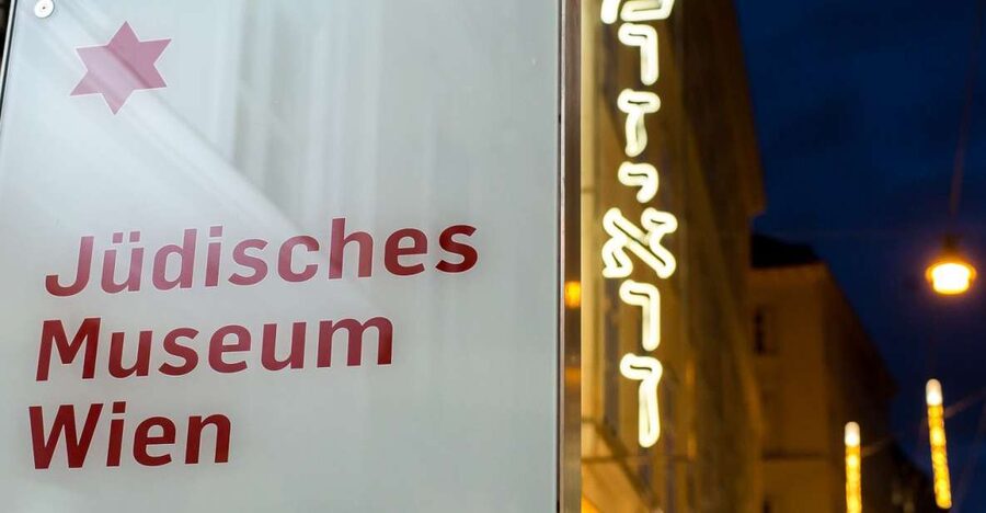 Vienna: Jewish Museum Vienna and Museum Judenplatz Tickets - Make time for Museum Judenplatz