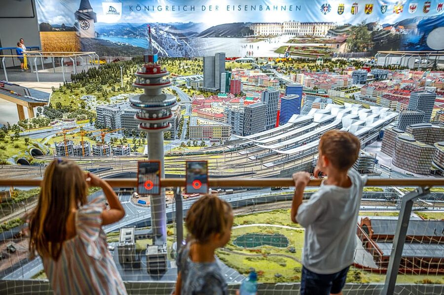 Vienna: Kingdom of Railways Museum Entry Ticket - Virtual reality changes the point of view