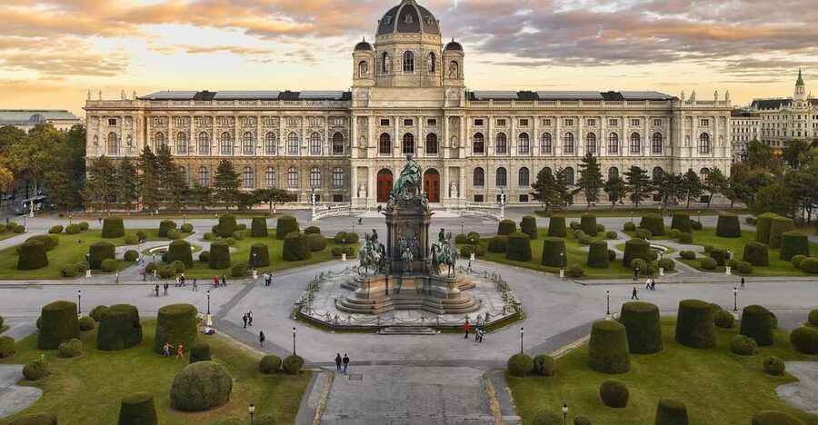Vienna: Kunsthistorisches and Leopold Museum Combo Ticket - Imperial Art Beyond the Paintings
