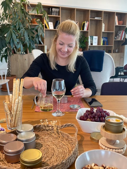 Vienna: Natural soy wax candles Workshop - How the two-hour session unfolds
