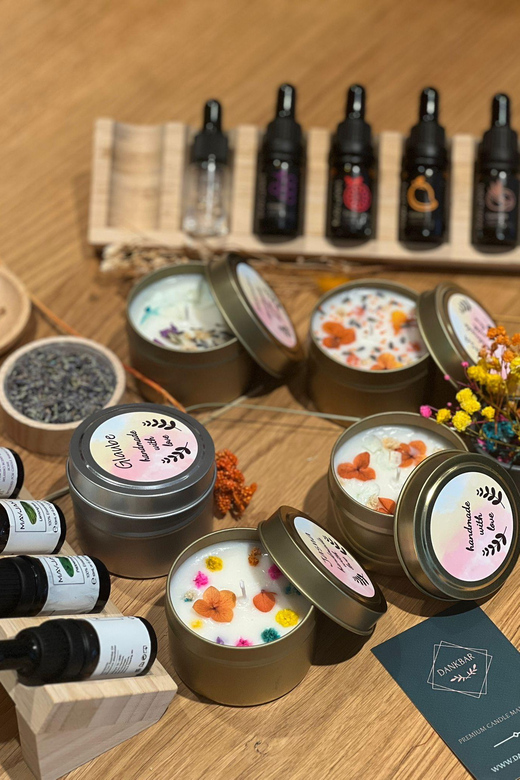 Vienna: Natural soy wax candles Workshop - Snacks, wine, and a relaxed social pace