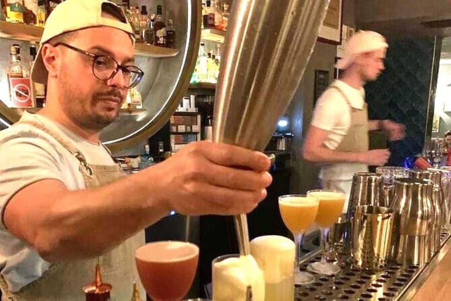 Vienna Nightlife: Food, Wine, Cocktails and Rooftop Bar Tour - Starting at Karlskirche as Vienna changes mood