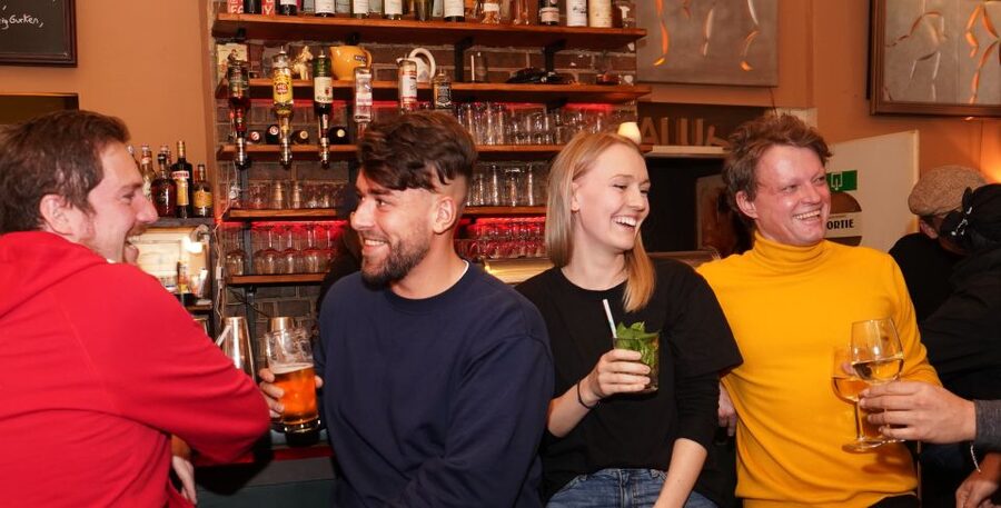 Vienna Nightlife: Food, Wine, Cocktails and Rooftop Bar Tour - Viennese pastries and the family coffeehouse tradition